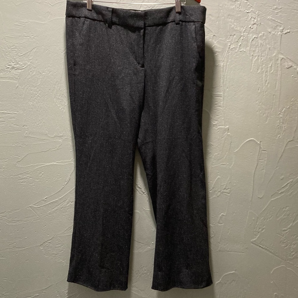 Loft
14 Blue / Black trousers
Front pockets only